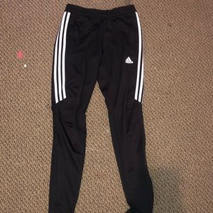 adida training pants